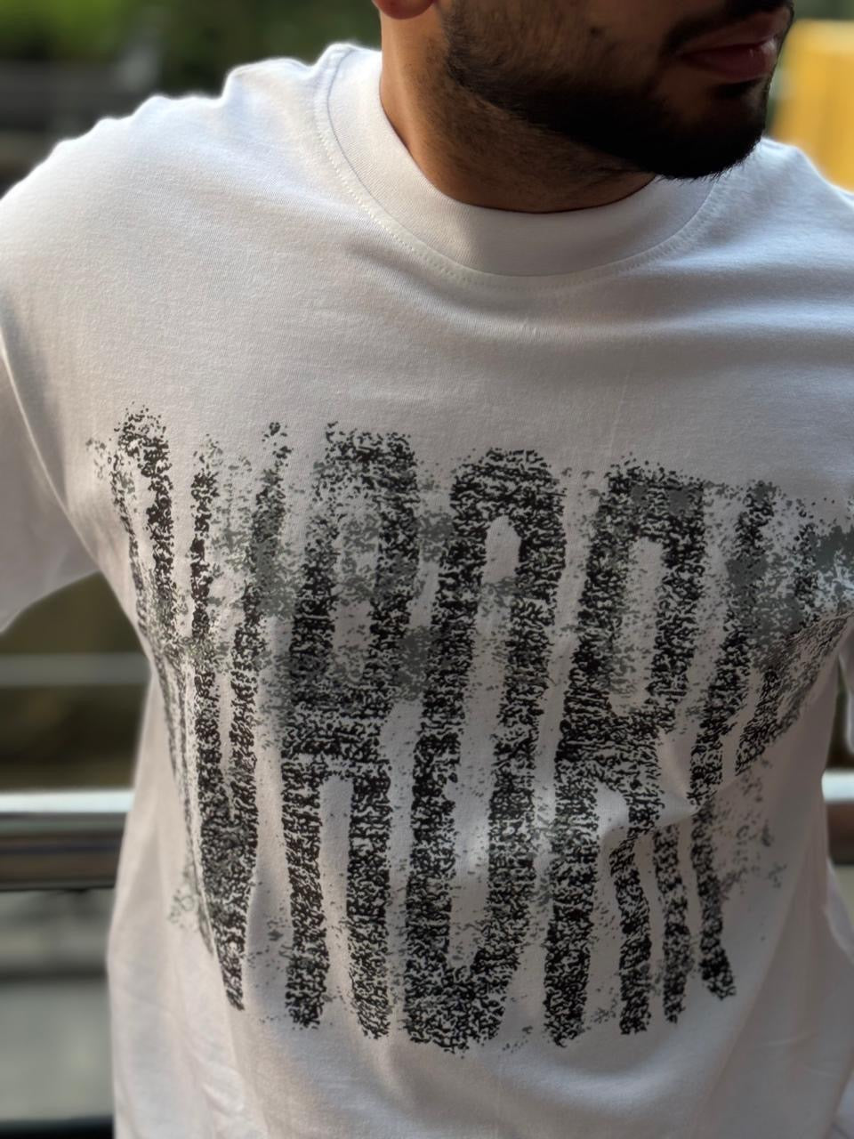 GLITCHED T